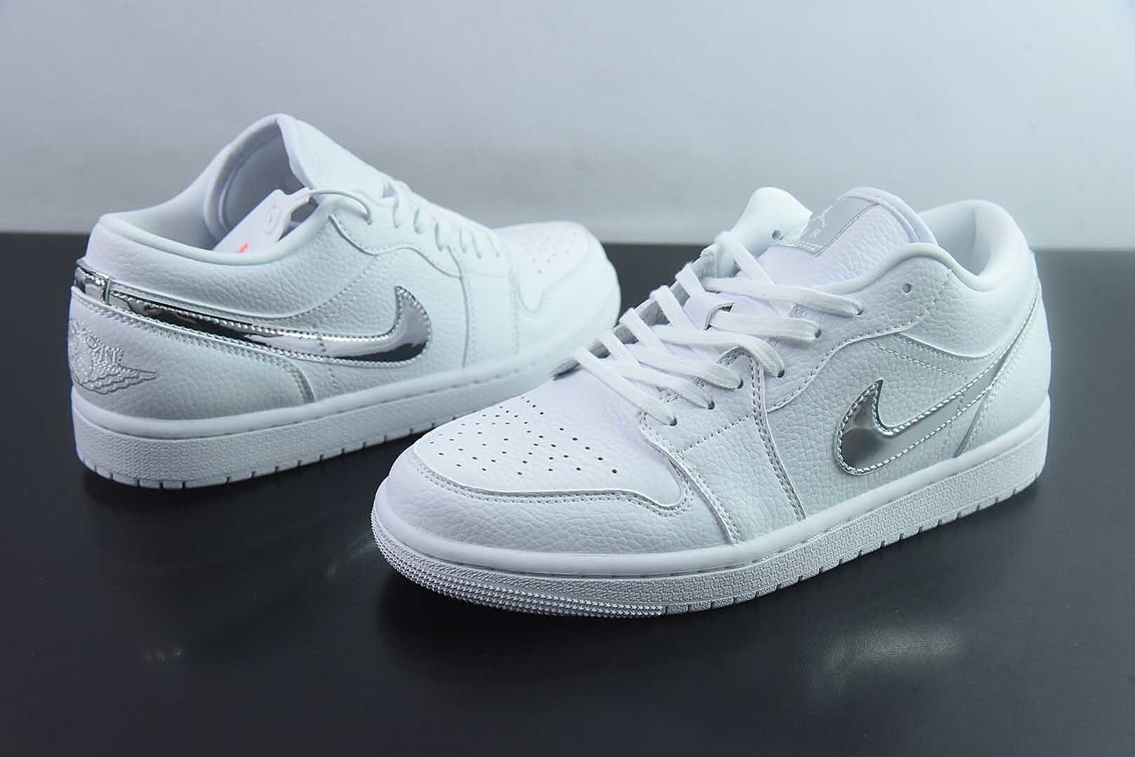 HLE23332035 Nike Air Jordan 1 OG Low Top Retro Basketball Shoes White IQ9381-100